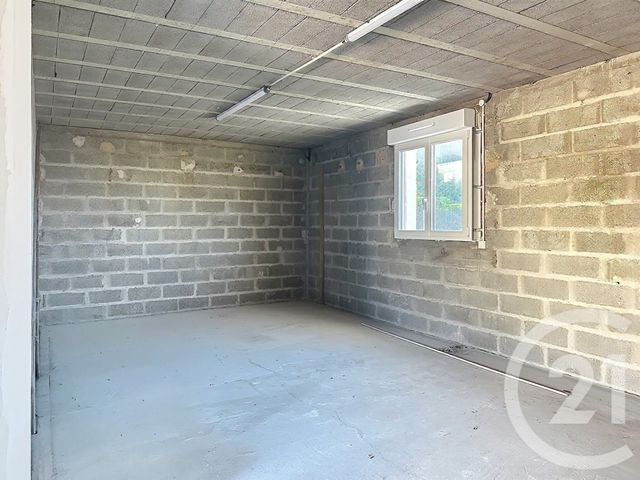 Appartement Local à louer PENESTIN